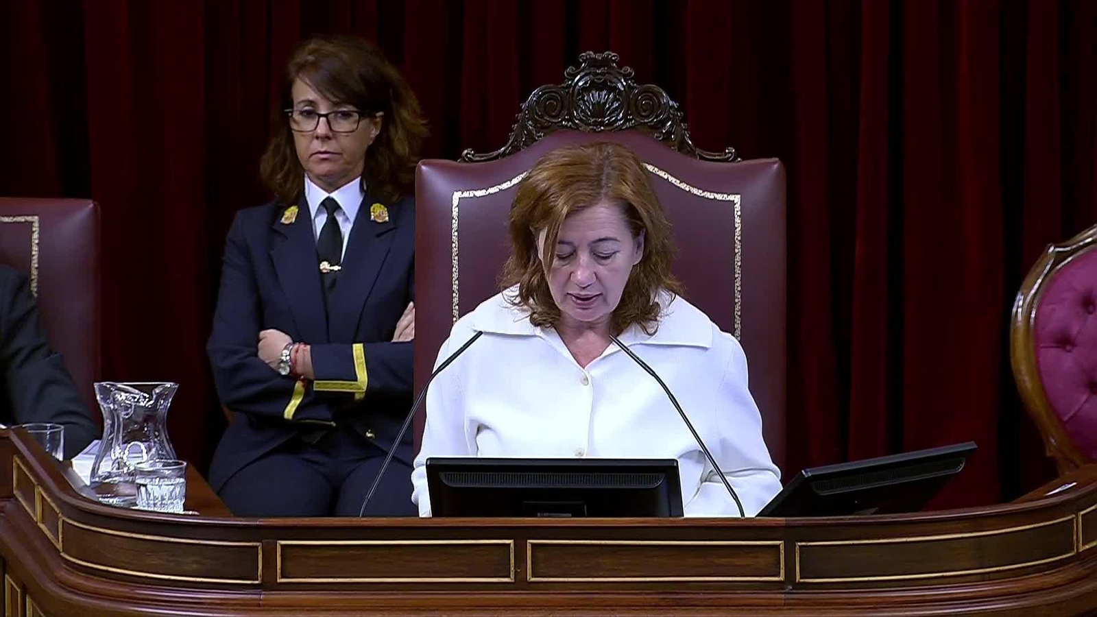 J070-CONGRESO VOTACION AYUDAS ADAMUZ