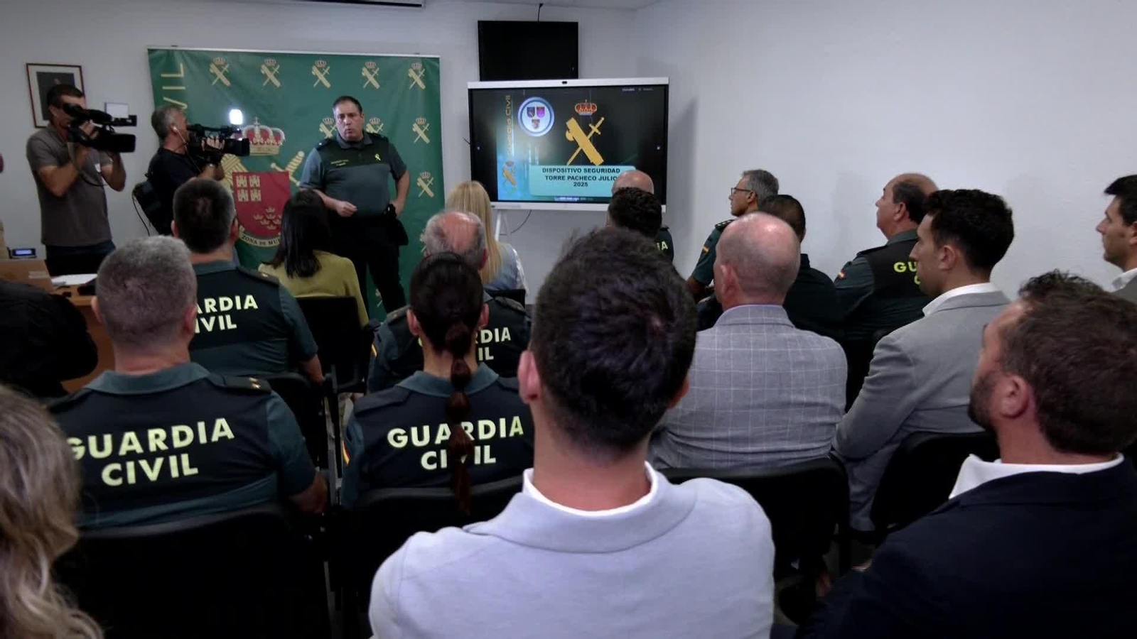 M029-MURCIA VISITA CUARTEL TORREPACHECO