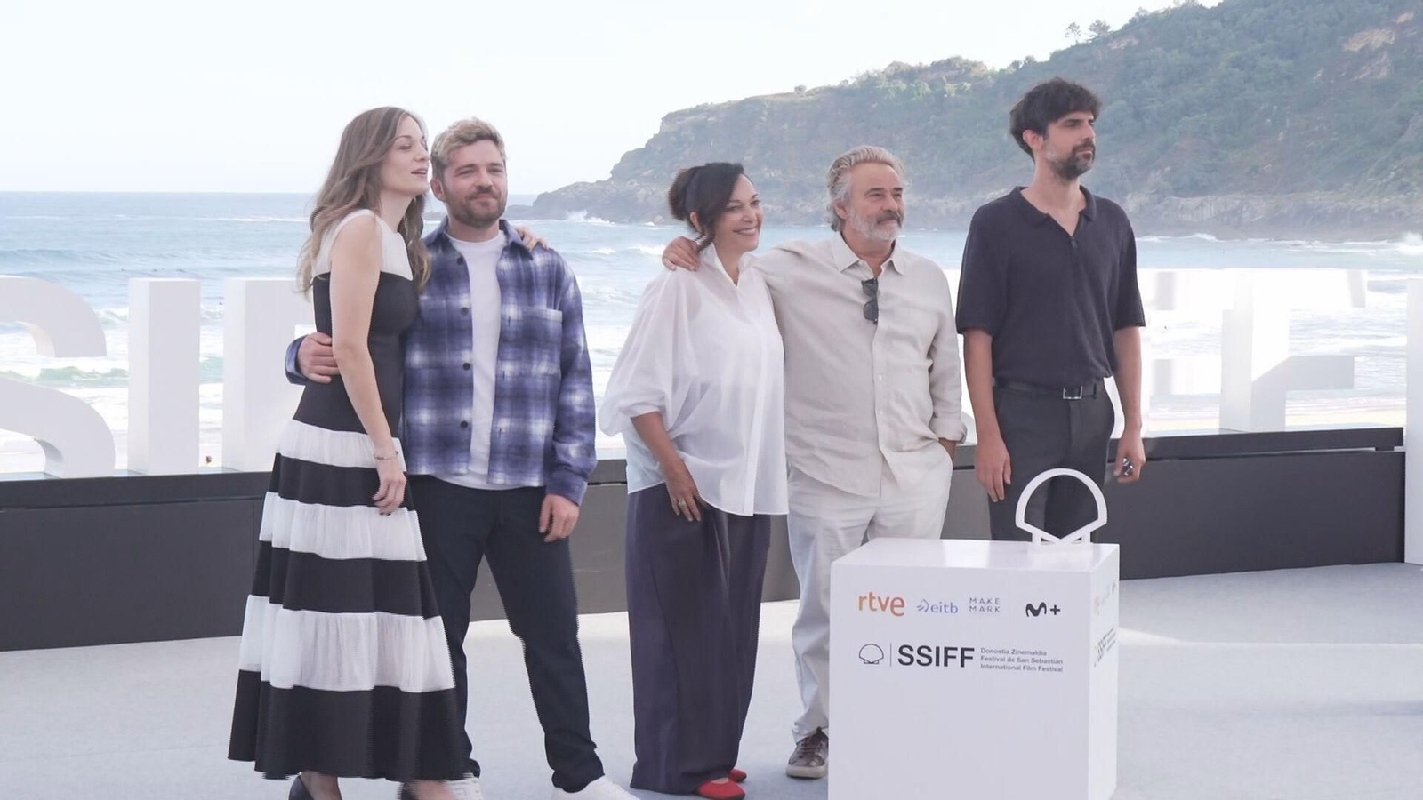 M039 SAN SEBASTIAN FESTIVAL CINE PHOTOCALL MAL PADRE frame 2603