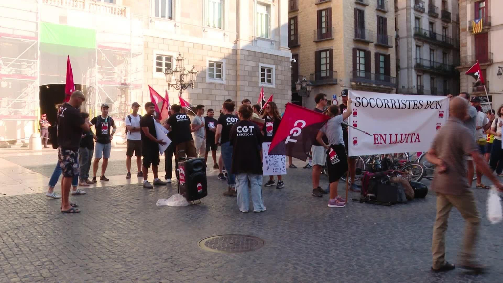 V022-BARCELONA PROTESTA SOCORRISTAS DIA AHOGAMIENTOS