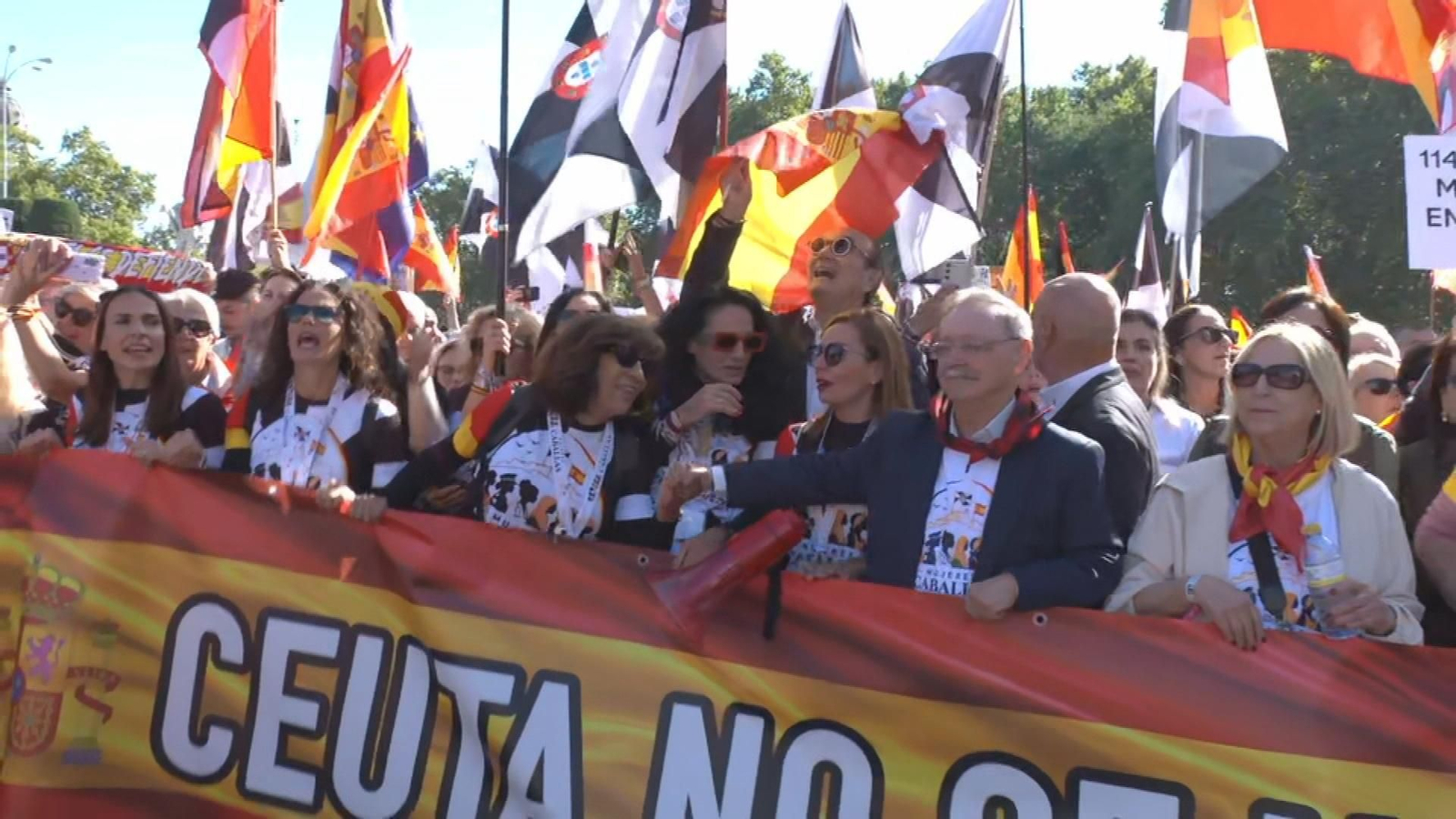 Mujeres caballas se manifiestan en Madrid "por una Ceuta segura"
