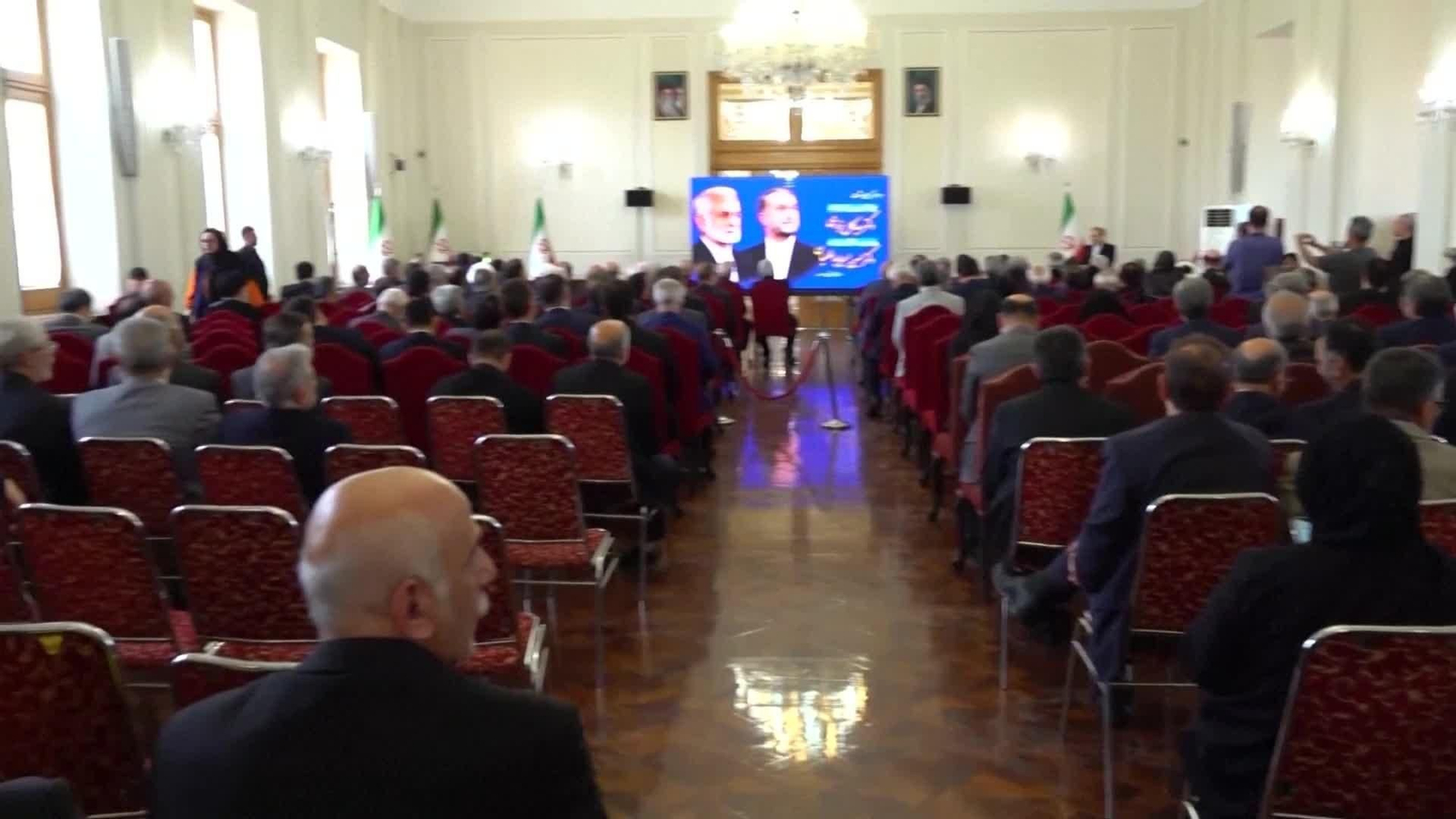 J004-IRAN MINISTRO EXTERIORES DISPUESTO A NEGOCIAR CON EEUU