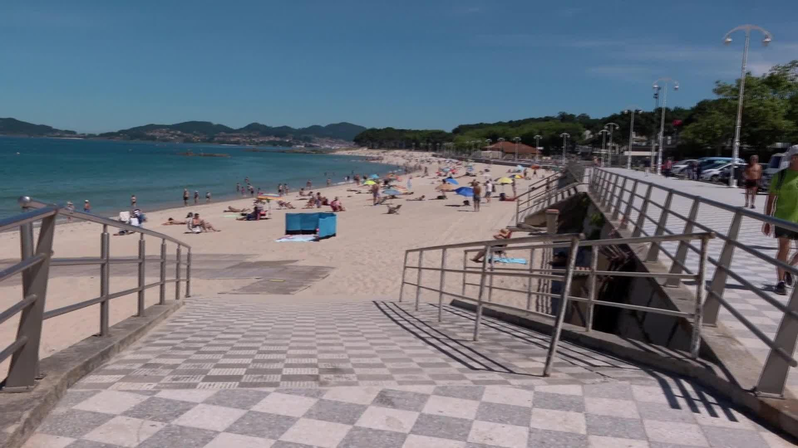 J051-VIGO OLA DE CALOR