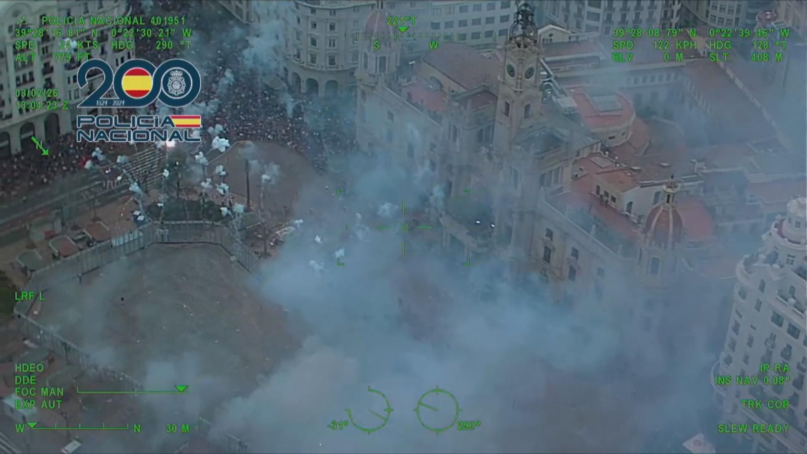 V057 IMAGENES POLICIA DISPOSITIVO MASCLETA VALENCIA.Duplicate frame 2067