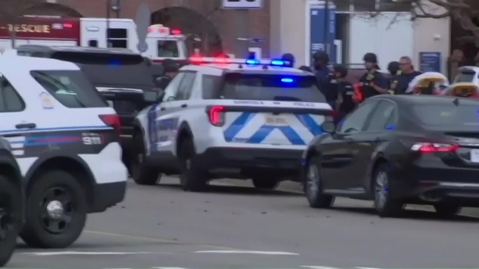 va tiroteo universidad virginia eeuu